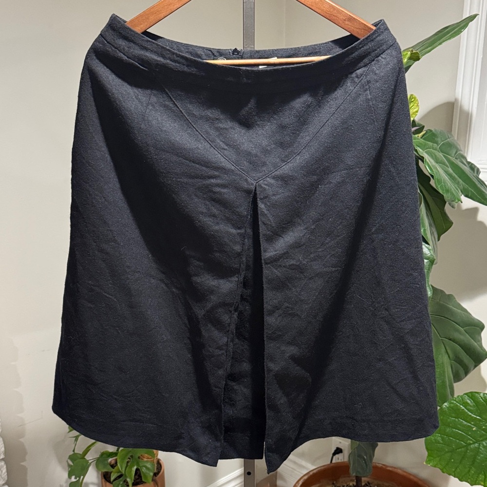Harve Benard Classic Black A-Line Skirt